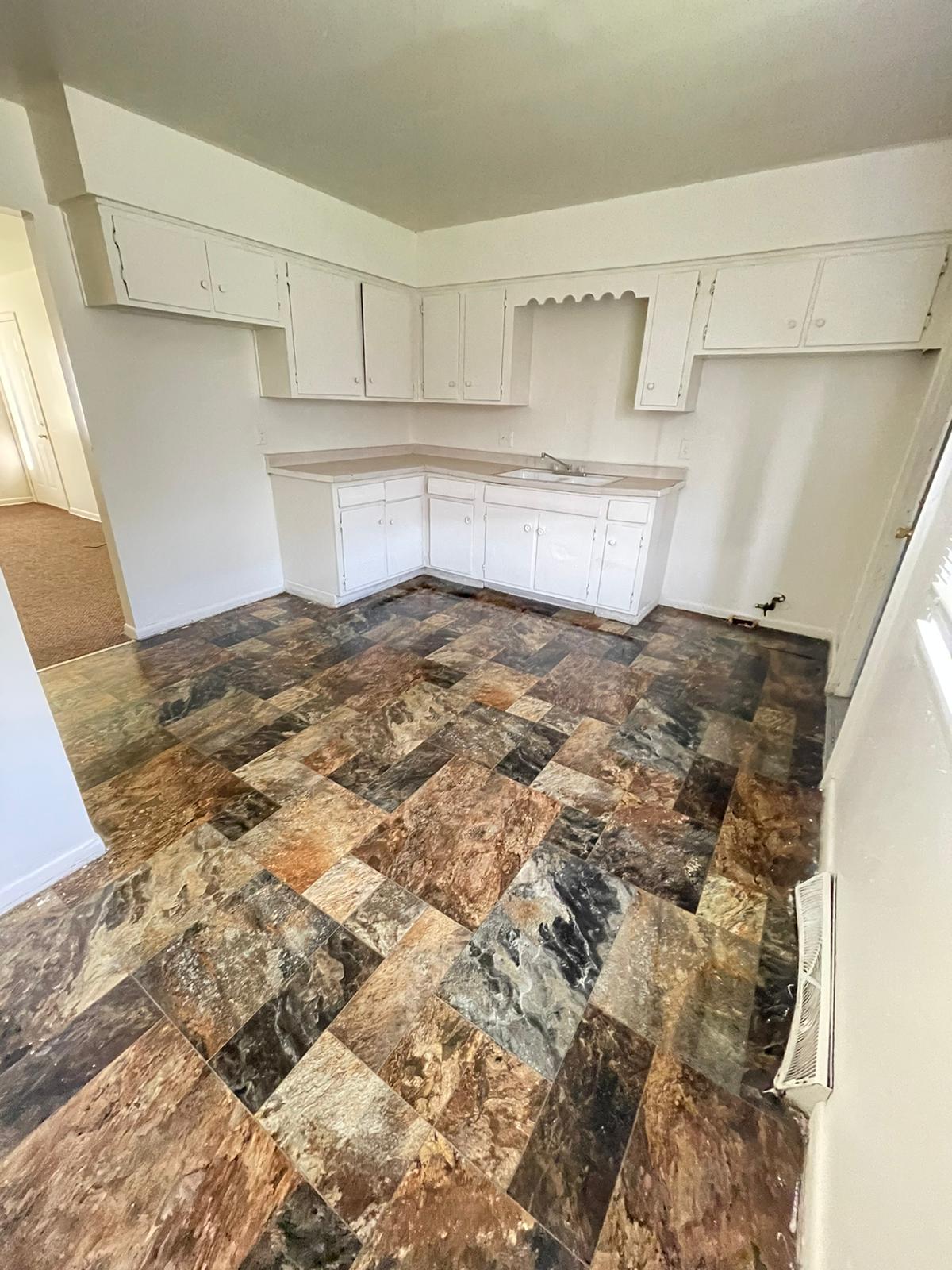 8918 West Carmen Avenue - 2