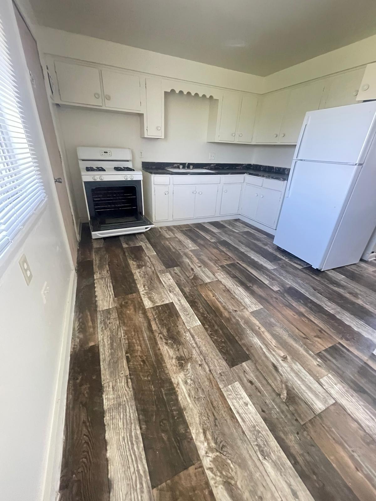 8940 West Carmen Avenue - 3