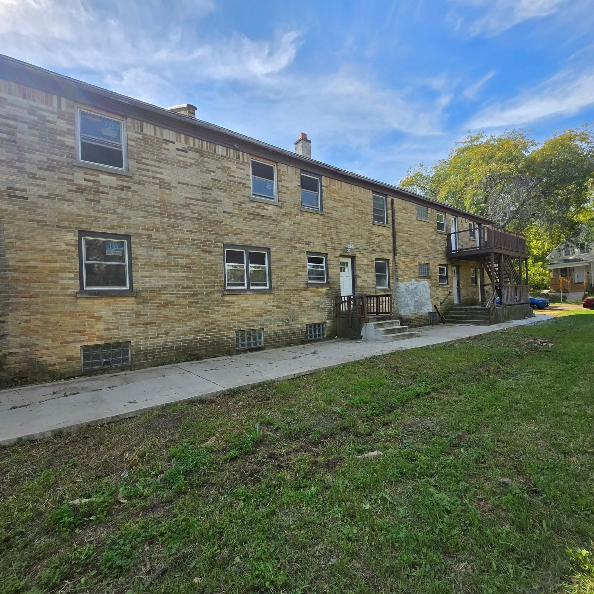 Property thumbnail image